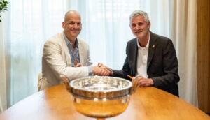 Andrew Georgiou a Gilles Moretton-w